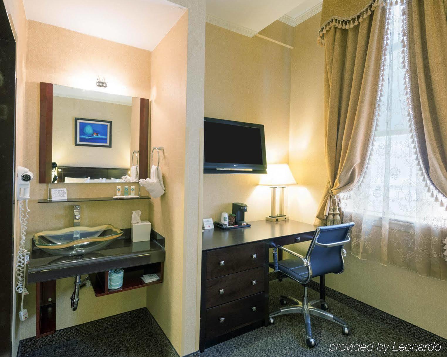 Baltimore Plaza Hotel Dış mekan fotoğraf
